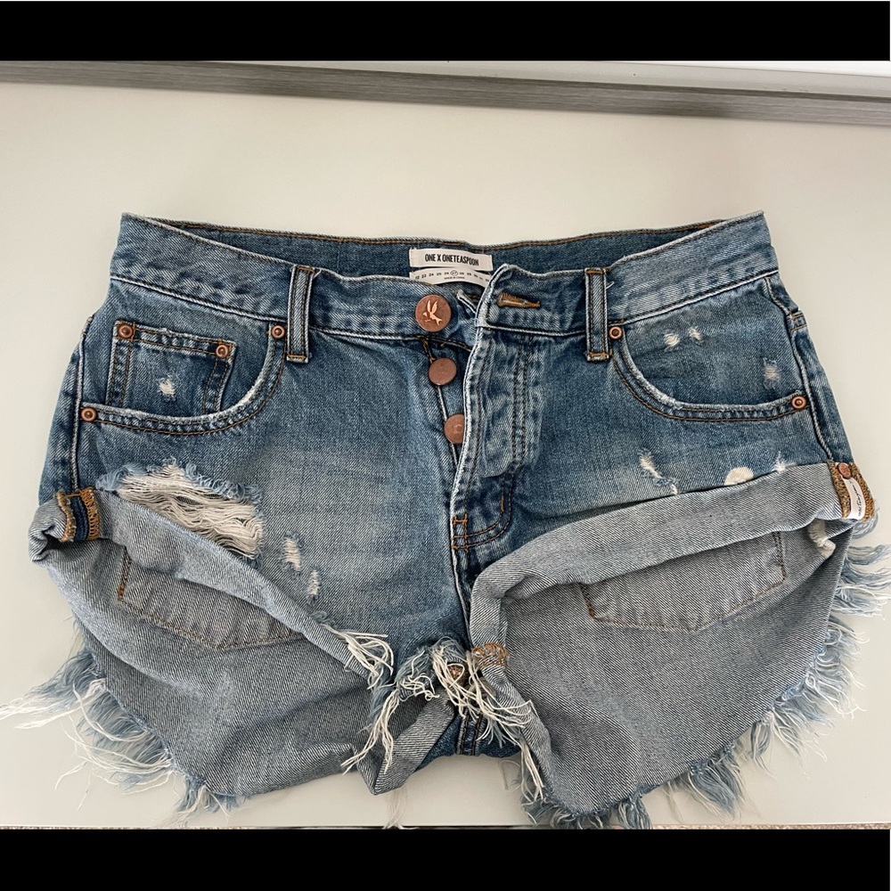 One teaspoon shorts